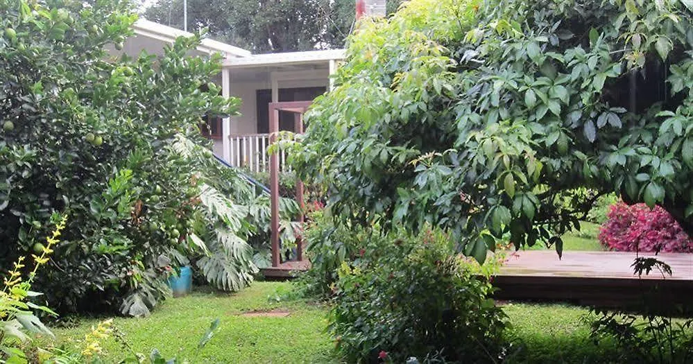**** Bed & Breakfast Eden Lodge Nambour Australia
