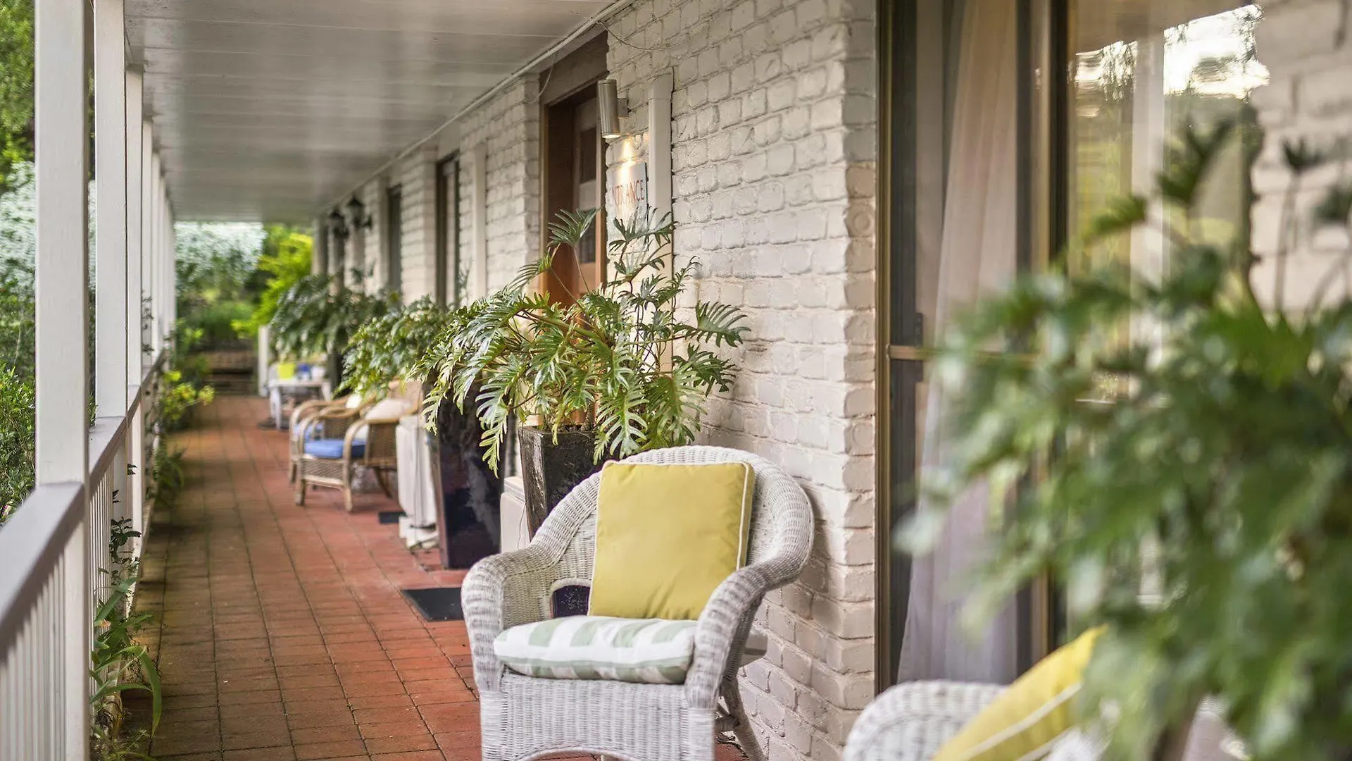 Eden Lodge Nambour Bed & Breakfast
